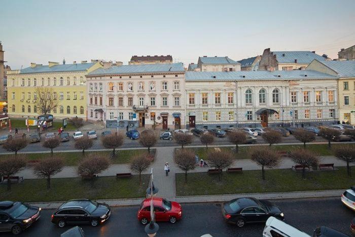 Exclusive Apartment On Shevchenko Avenue 10 Lviv Exterior foto